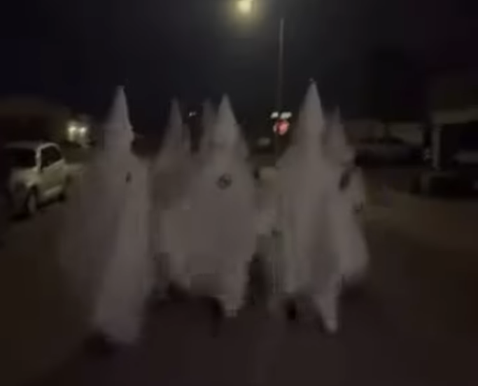 El Paso civil rights leaders, officials condemn youth in KKK robes and demand school action — Manhasset Schools news